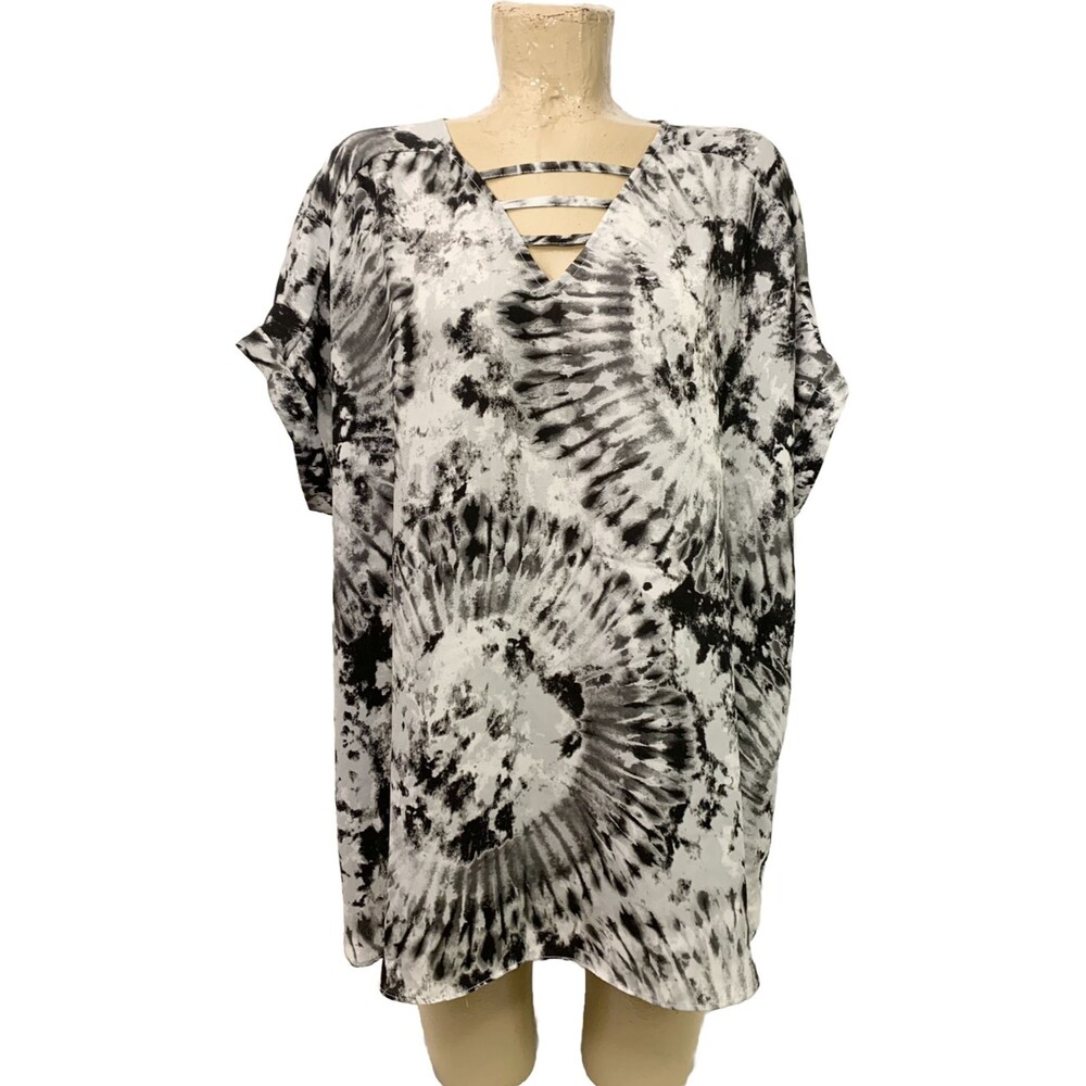 Cato Shirt Plus Size 18w 20w 52” V Neck Short Sleeve White Black Thin Top Blouse